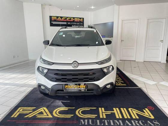 FIAT TORO 2.0 16V TURBO DIESEL ULTRA 4WD AT9 FIAT TORO 2.0 16V TURBO DIESEL ULTRA 4WD AT9